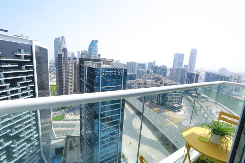 Damac Maison Prive Deluxe Studio With Burj-Khalifa View Dubai Exterior foto
